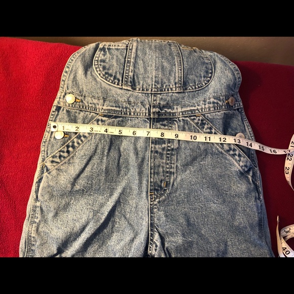 Kids GAP Vintage Short Overall. - Picture 6 of 8